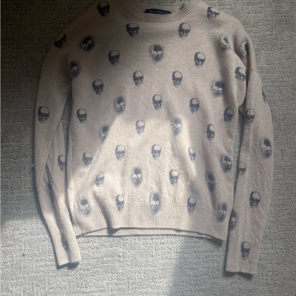 Baby pink skull cashmere sweater